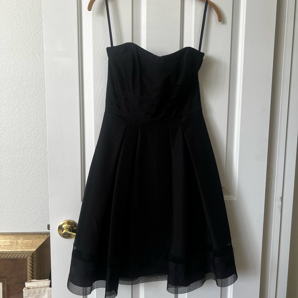 black puff sleeve midi dress Size:US Size 4 Occasion:Formal Simple Long Black Vneck
